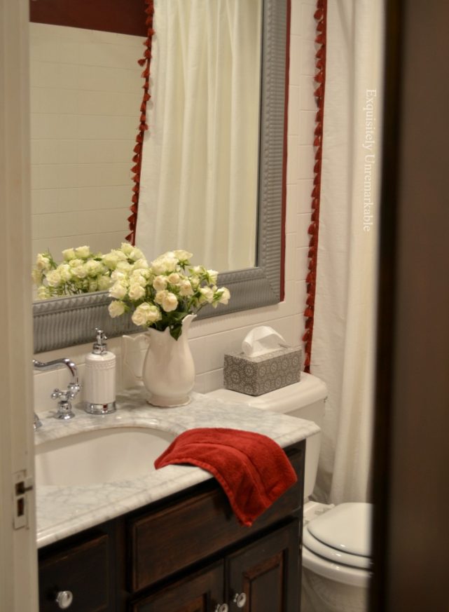 Farmhouse and Cottage bathroom inspiration to inspire your next makeover!