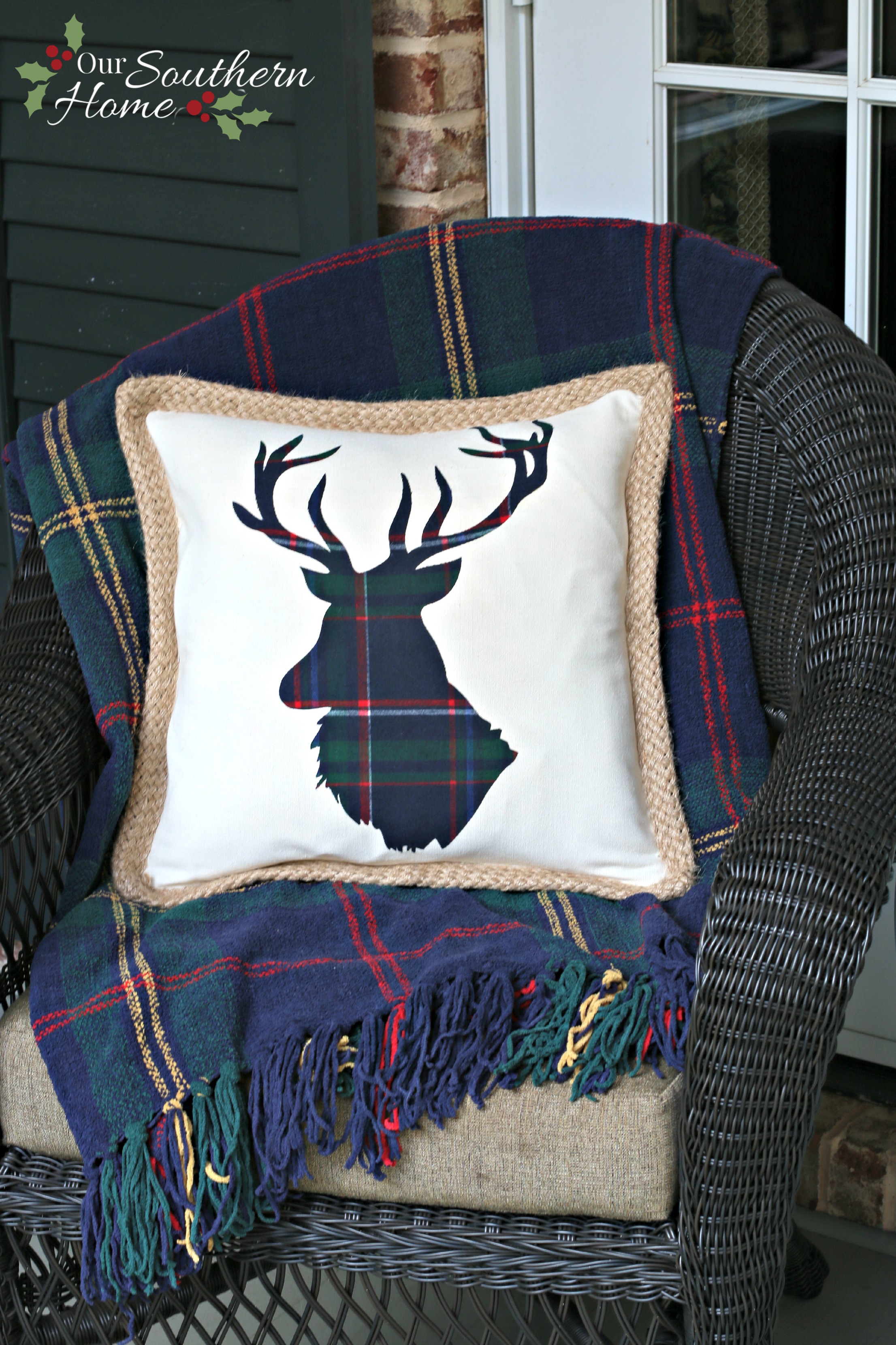 DIY Reindeer Applique Plaid Christmas Pillows - The Crafting Nook