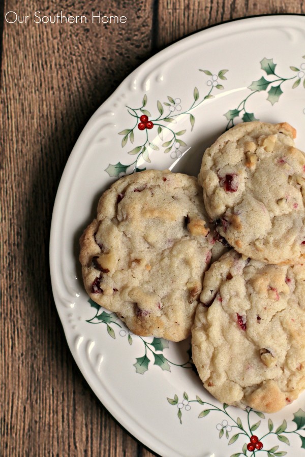 Walnut and Cranberry Cookies / Christmas baking just got easier with Betty Crocker Cookie mixes via www.oursouthernhomesc.com / #bakingwithbetty #ad