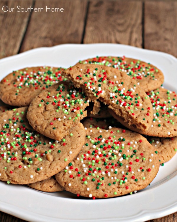 Peanut butter cookies/ Christmas baking just got easier with Betty Crocker Cookie mixes via www.oursouthernhomesc.com / #bakingwithbetty #ad
