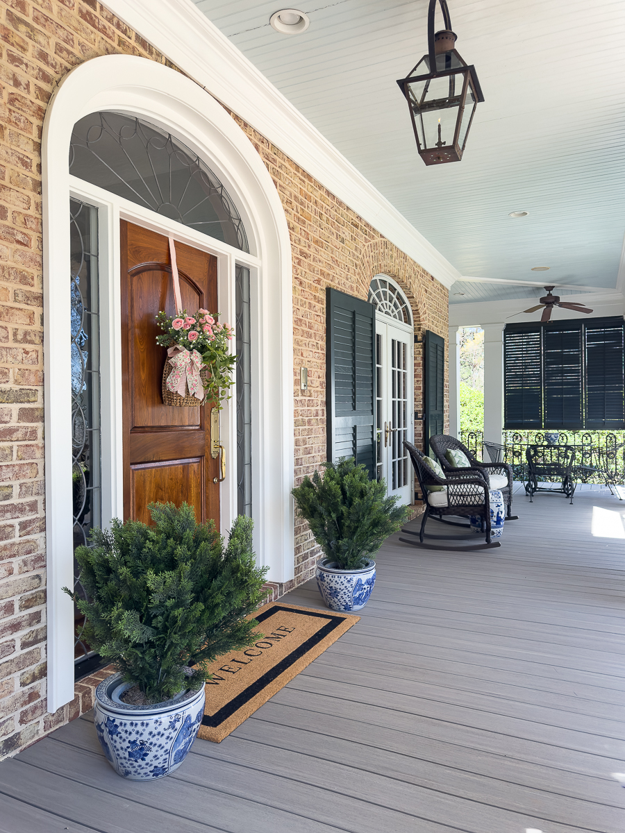 front porch with chinoiserie