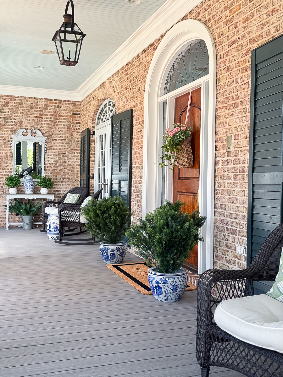 front porch with chinoiserie
