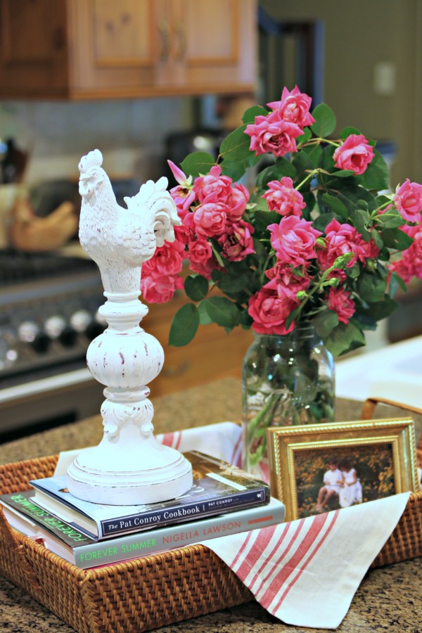 Infusing French Country Farmhouse | The Everyday Home Summer in the kitchen by Our Southern Home. Decorating inspriation for summer.