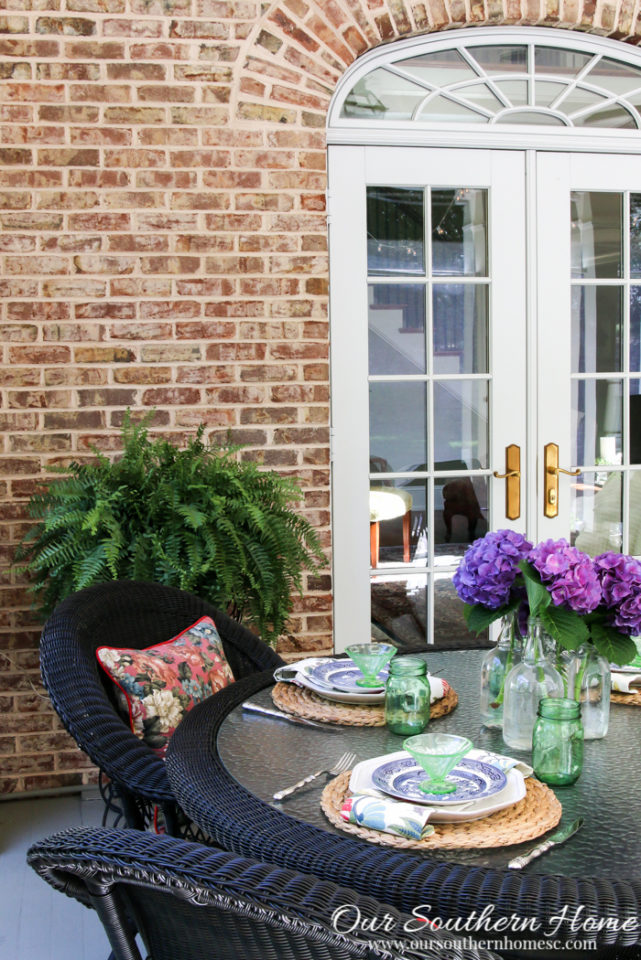 Summer on the screened porch by Our Southern Home #porches #screenedporch