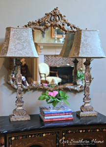 Summer in the family room by Our Southern Home sponsored by Balsam Hill