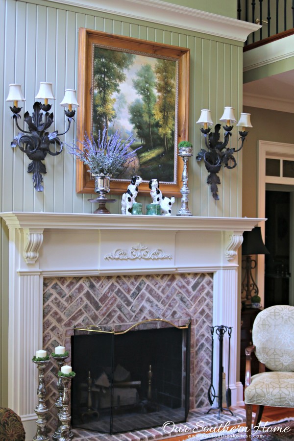 Summer in the family room by Our Southern Home sponsored by Balsam Hill 