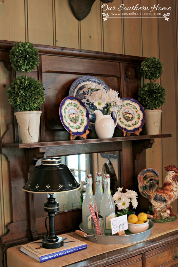 Summer in the kitchen by Our Southern Home. Decorating inspriation for summer.