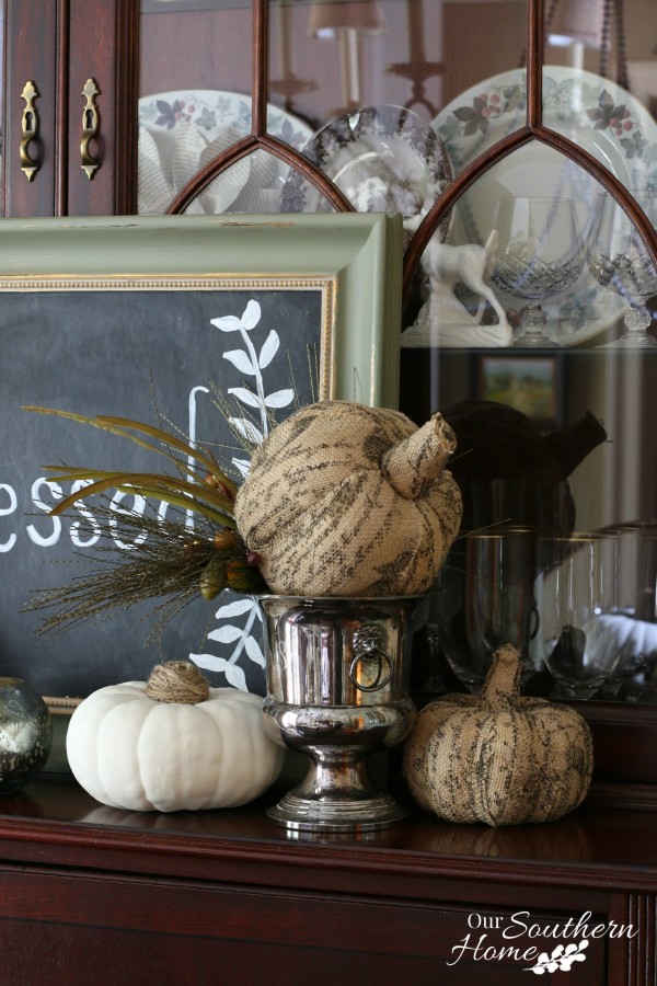 Thanksgiving tablescape for 2015 by our southern home 2