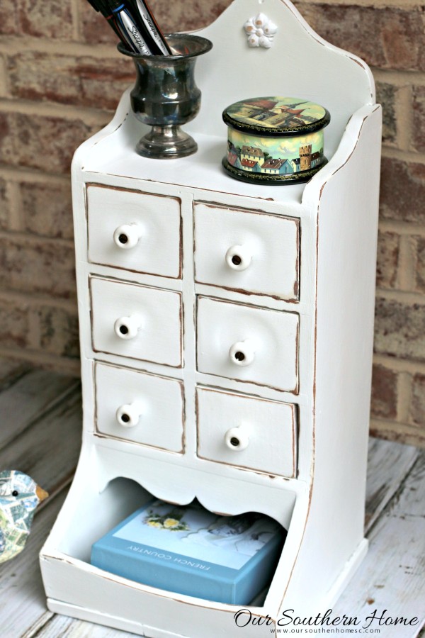 Wow! This thrift store piece was turned into a stylish desktop organizer with a can of spray paint!