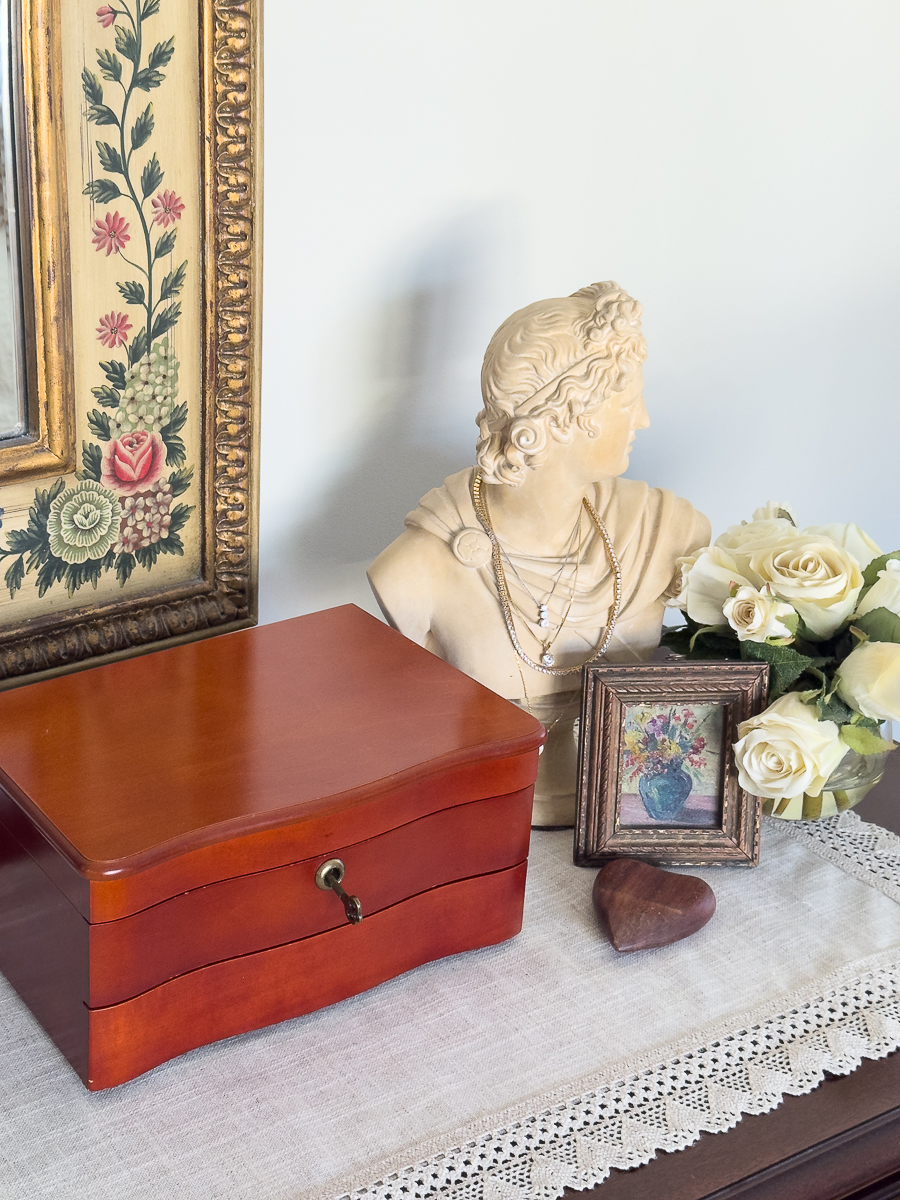jewelry box