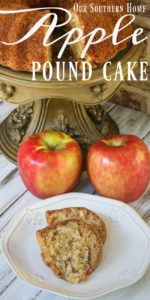 Yummy family recipe of Apple Pound Cake is the perfect taste and scent of the season! #apples #applecake #applereceipes