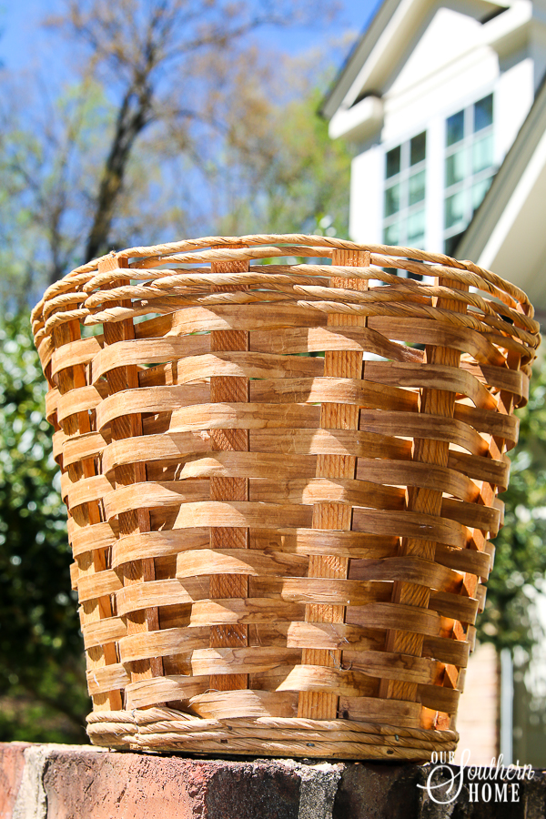 Thrift store basket gets a simple farmhouse makeover with paint!