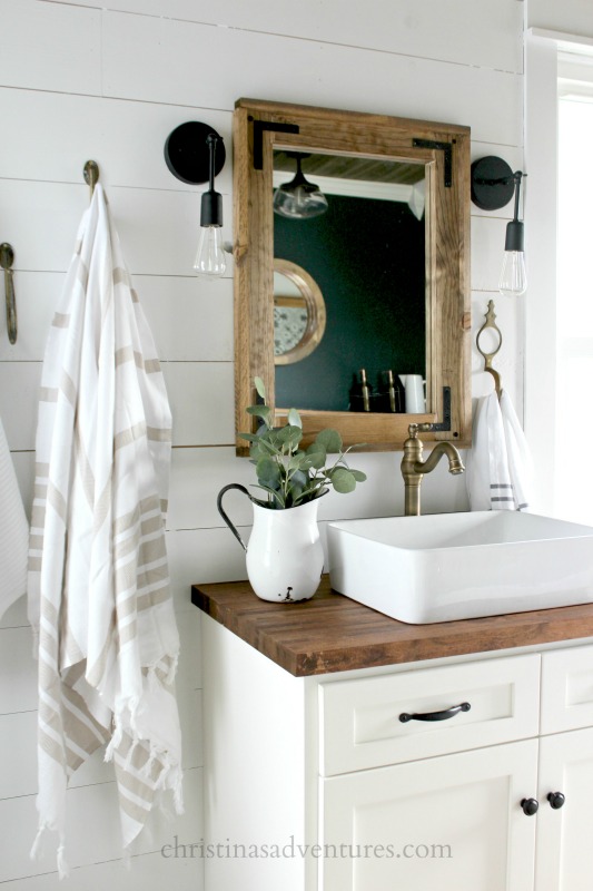 Farmhouse and Cottage bathroom inspiration to inspire your next makeover!