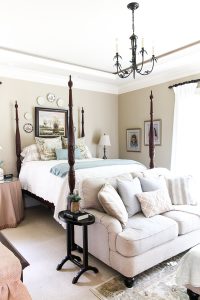Beautiful bedrooms tour features top bloggers sharing inspiration for your home! #frenchcountry #bedroom #decorating #farmhousebedroom