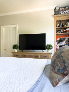 tv on dresser