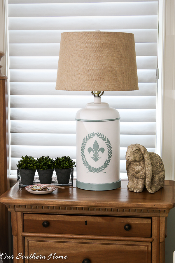 Shades of Blue Thrift Store lamp Makeover with stencil!