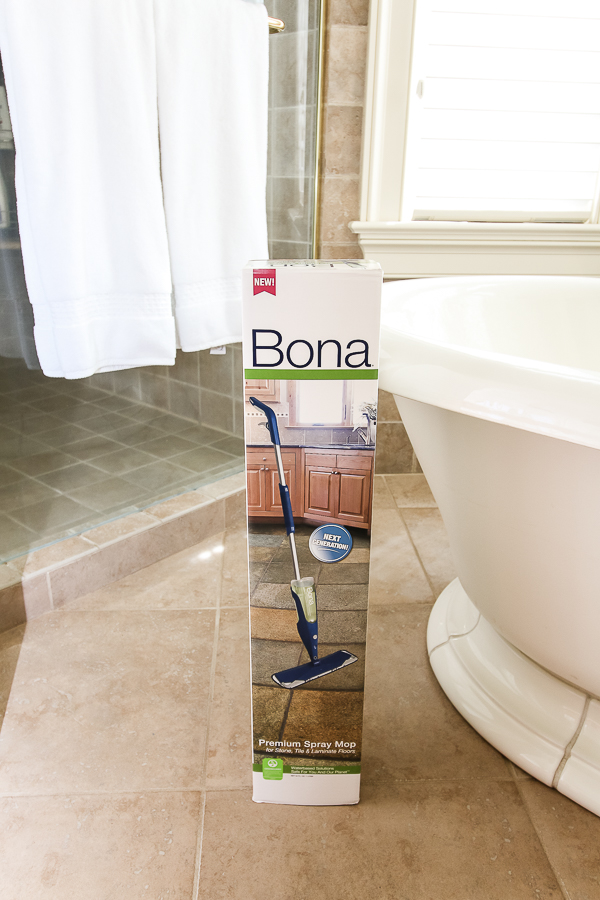 BONA Stone, Tile & Laminate Cleaner is the perfect way to do spring cleaning right! #ad #BonaLaminateCleaner #showthelove #springclean