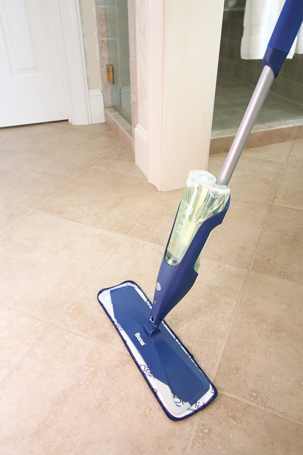 BONA Stone, Tile & Laminate Cleaner is the perfect way to do spring cleaning right! #ad #BonaLaminateCleaner #showthelove #springclean