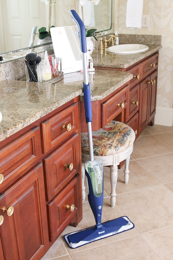 BONA Stone, Tile & Laminate Cleaner is the perfect way to do spring cleaning right! #ad #BonaLaminateCleaner #showthelove #springclean