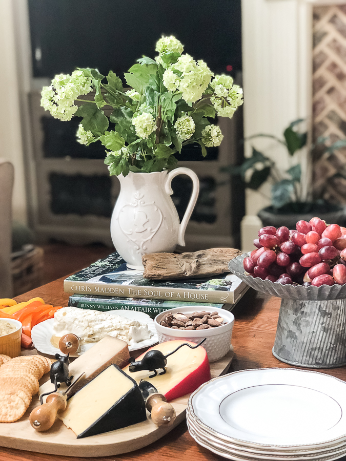 Easy Entertaining Cheese Board Idea for the empty nester! #bounty #ad #emptynest