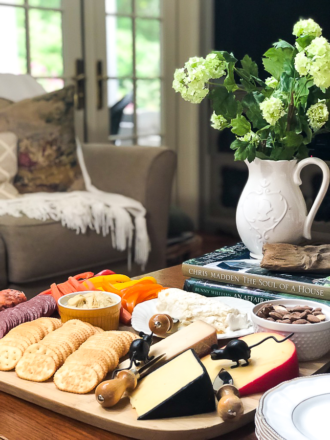 Easy Entertaining Cheese Board Idea for the empty nester! #bounty #ad #emptynest