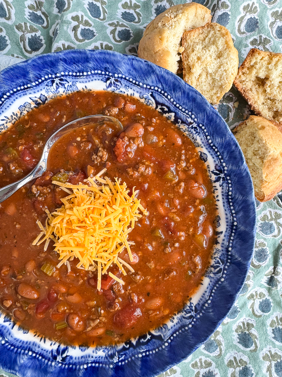 chili in bowl