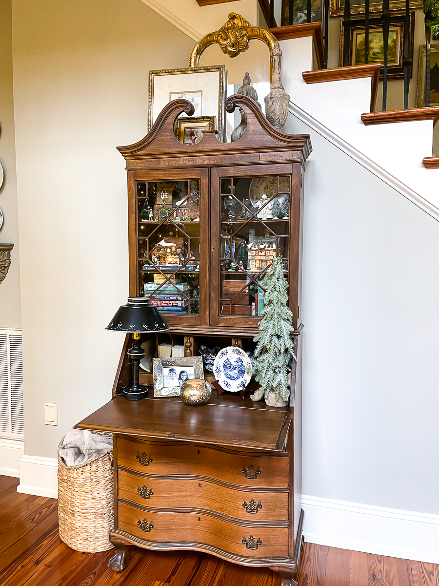 secretary with christmas decor