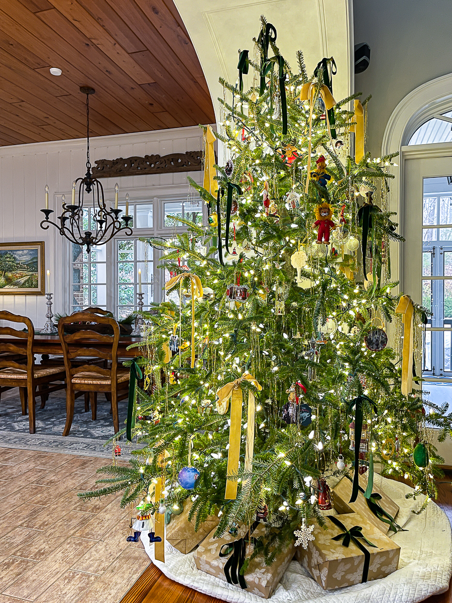 christmas tree in kitchen