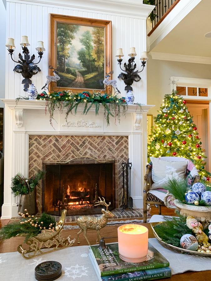 fireplace in family room for christmas