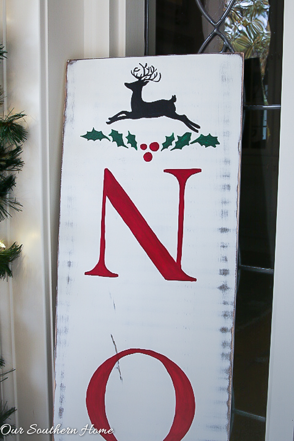 DIY Vintage Noel Sign is perfect for Christmas!