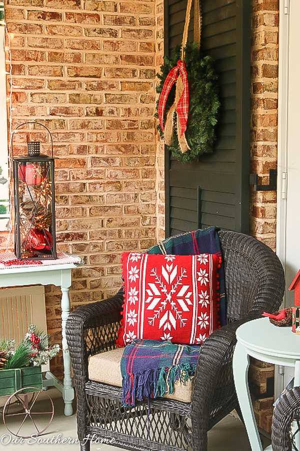 Large, southern front porch decked out for the holidays. So many great DIY and affordable ideas!