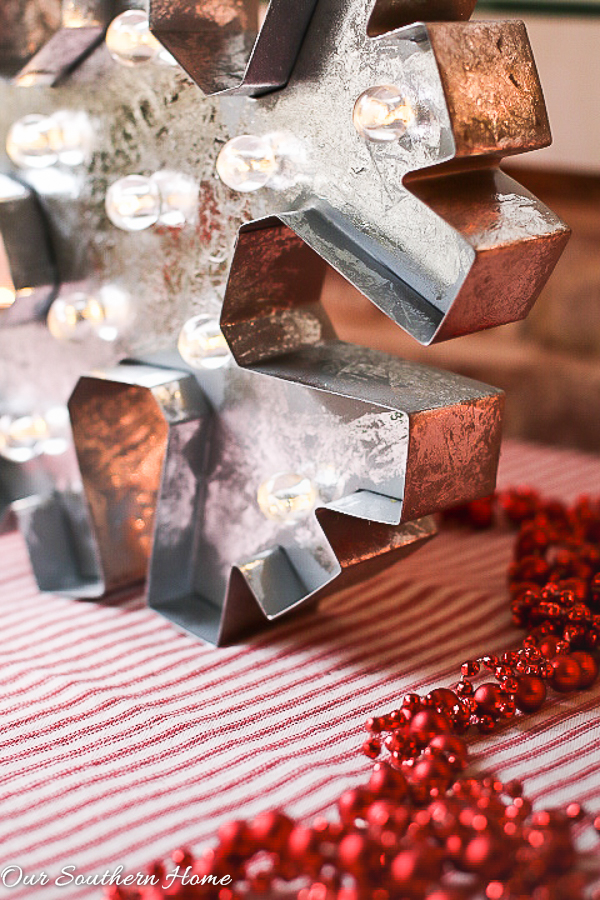 Large, southern front porch decked out for the holidays. So many great DIY and affordable ideas!