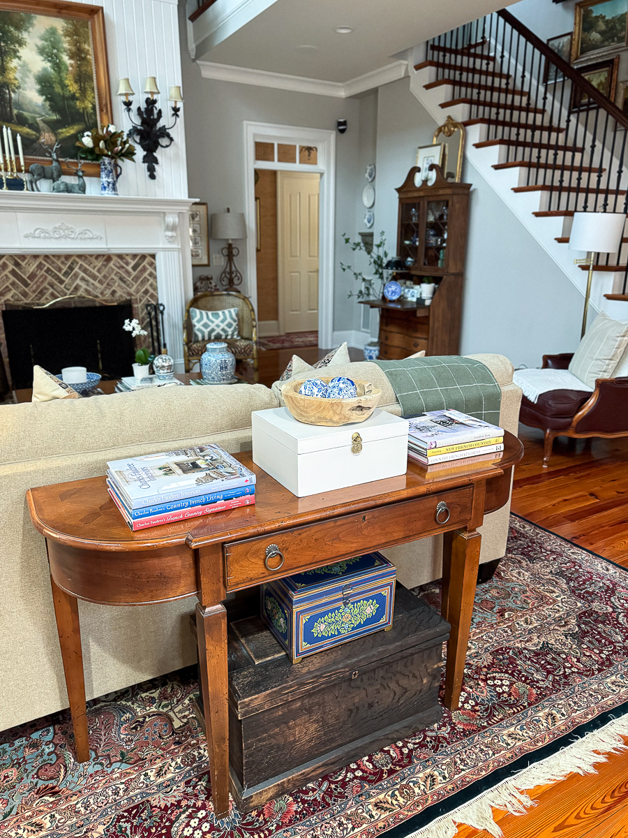 family room with white box