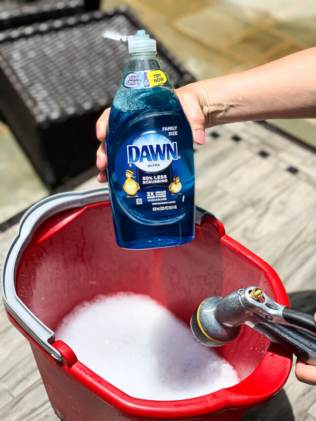 cleaning patio furniture
