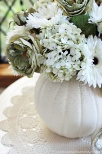 SImple DIY ideas with faux pumpkins