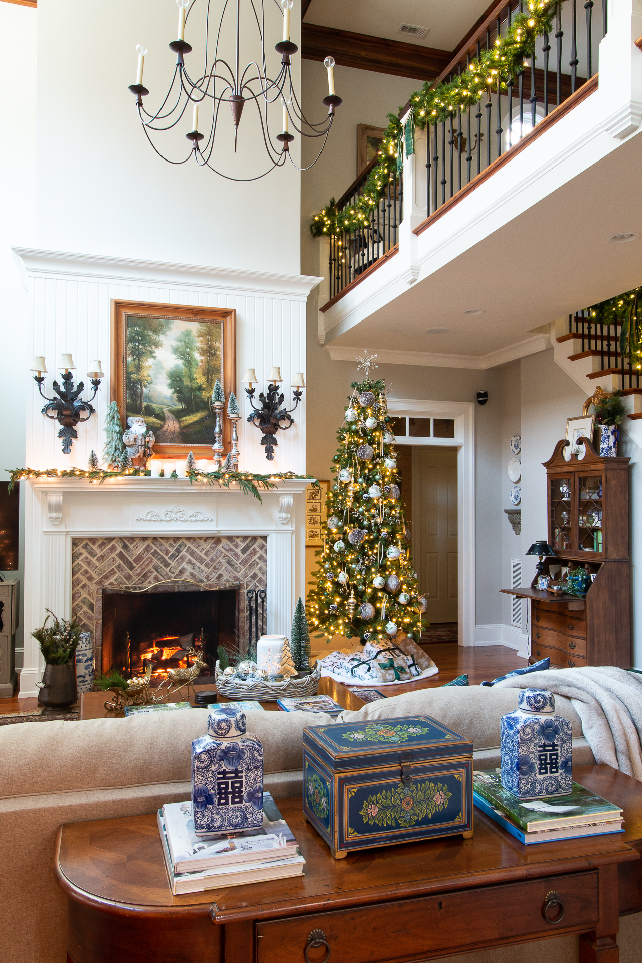 family room tree