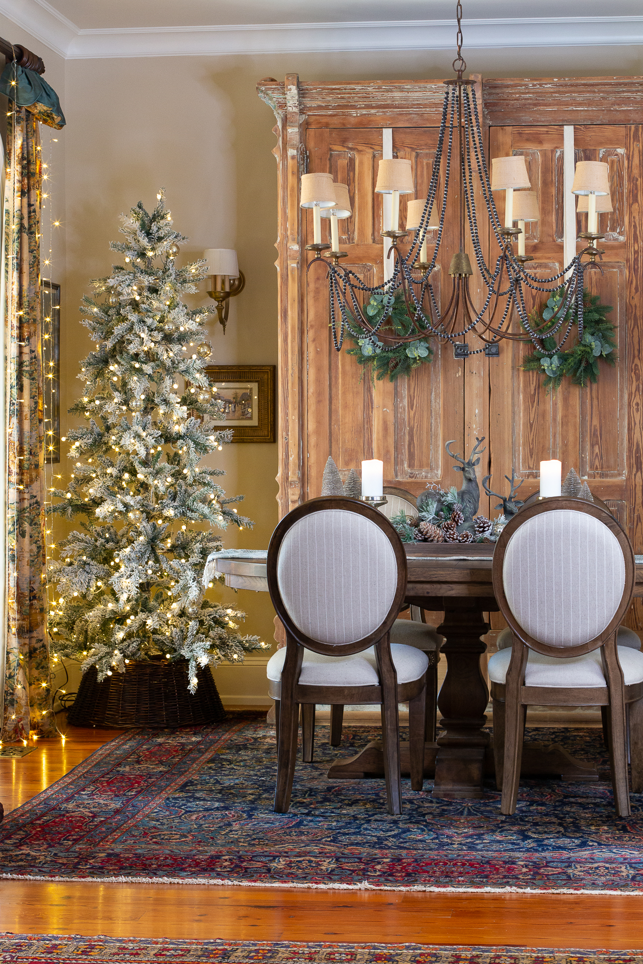 Dining room tree