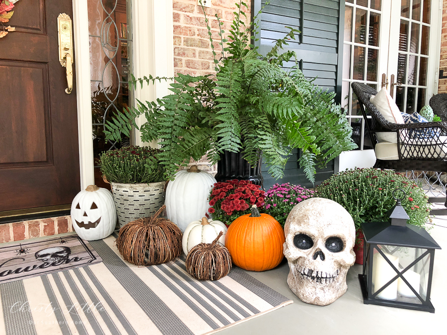 skull and pumpkins