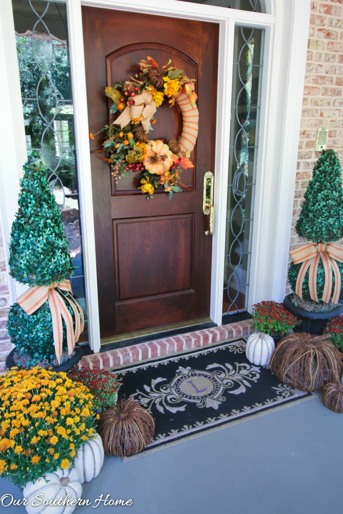 Fall home tour full of ideas for your porch and vignettes within you house via Our Southern Home #haintblue #byteblue