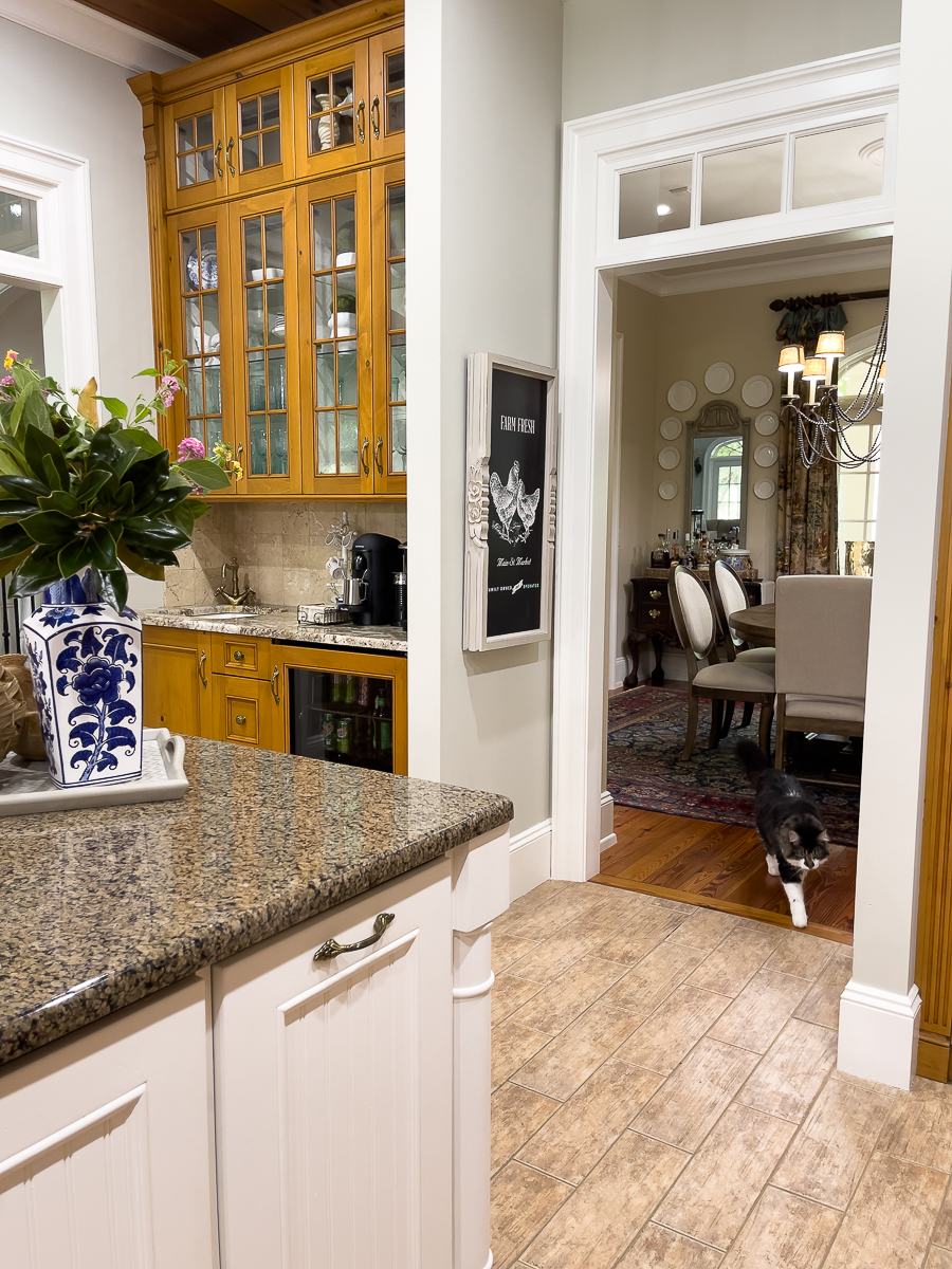 farmhouse kitchen