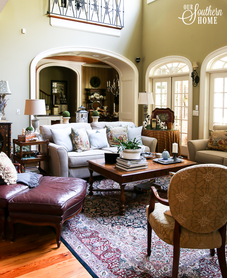 French Farmhouse Fall tour with an eclectic mix of new, budget, high end, antique and thrift store finds! 