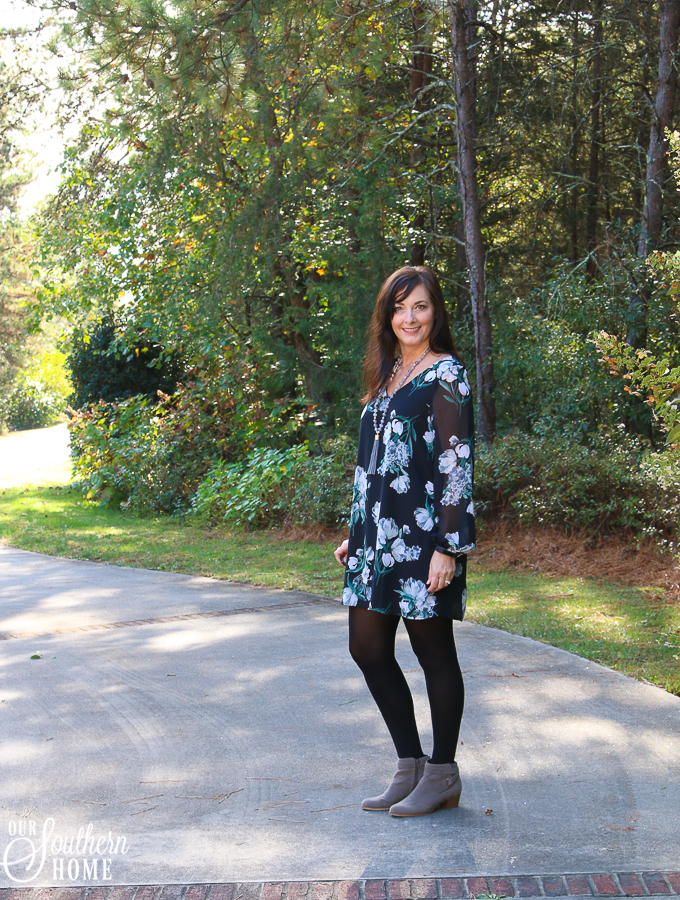 Florals are big for fall this year! They can be both romantic and edgy! #fallfashion #fashionover40 #over40style #falldresses