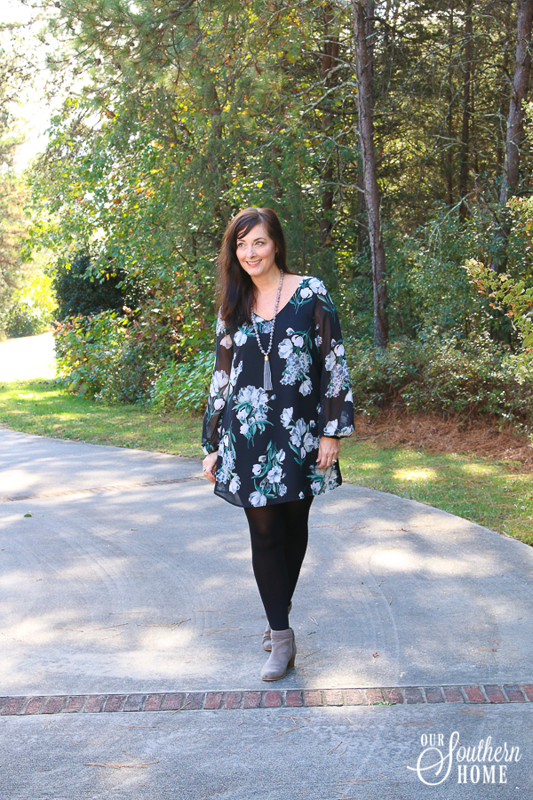 Florals are big for fall this year! They can be both romantic and edgy! #fallfashion #fashionover40 #over40style #falldresses