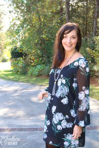 Florals are big for fall this year! They can be both romantic and edgy! #fallfashion #fashionover40 #over40style #falldresses