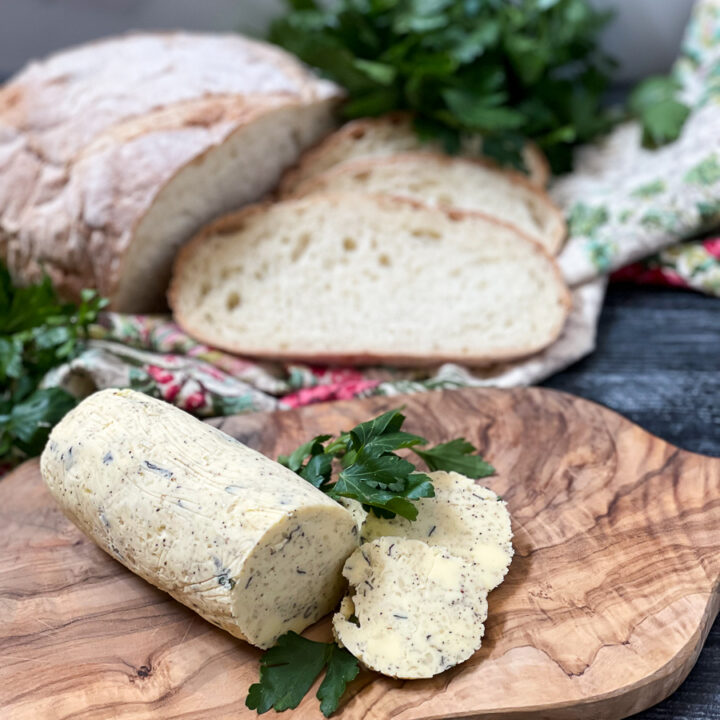 Simple Garlic & Herb Butter