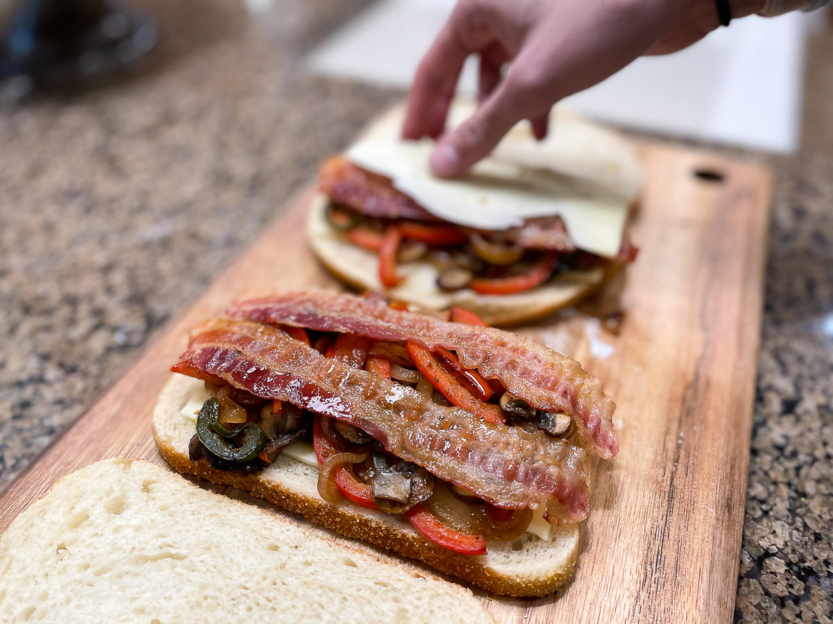 bacon on sandwich