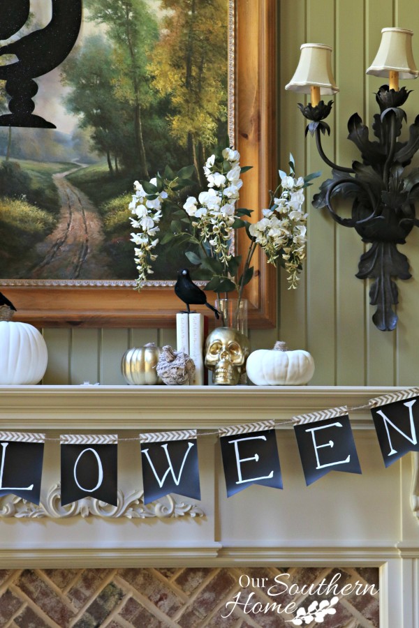 Simple and quick Halloween Bunting tutorial by Our Southern Home