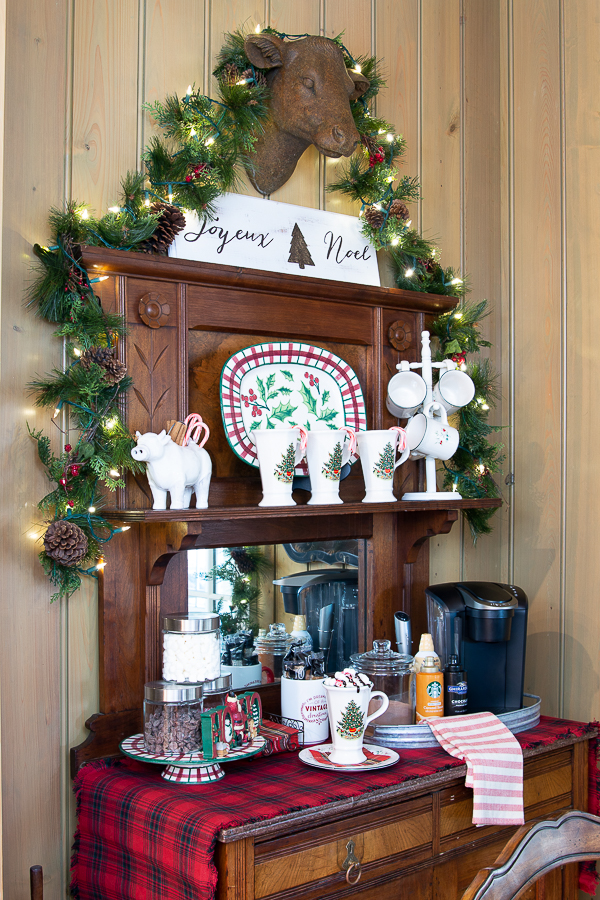 https://www.oursouthernhomesc.com/wp-content/uploads/hot-chocolate-bar-www.oursouthernhomesc.com-4159.jpg