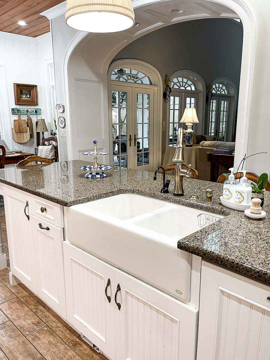 sink on kitchen island