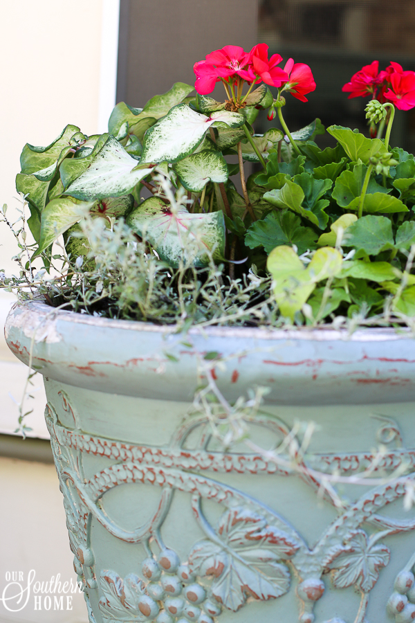 DIY faux aged concrete painted pot makeover! Save money and refresh what you have with paint!